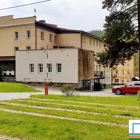 Osrodek Wypoczynkowy Hel Hotel Ladek-Zdroj Exterior photo