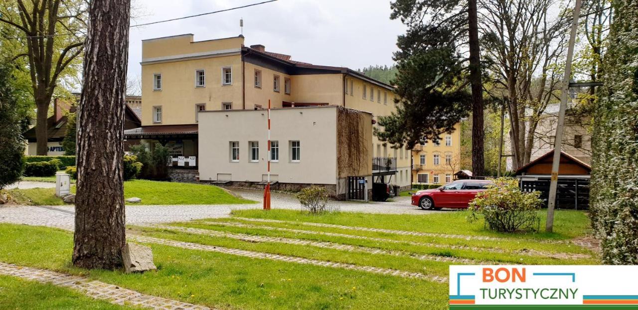 Osrodek Wypoczynkowy Hel Hotel Ladek-Zdroj Exterior photo